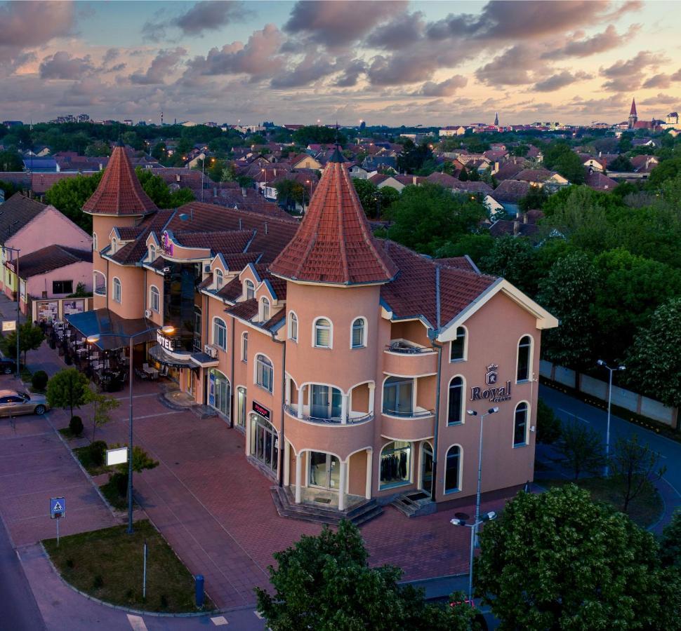 Garni Hotel Royal Crown Subotica Extérieur photo