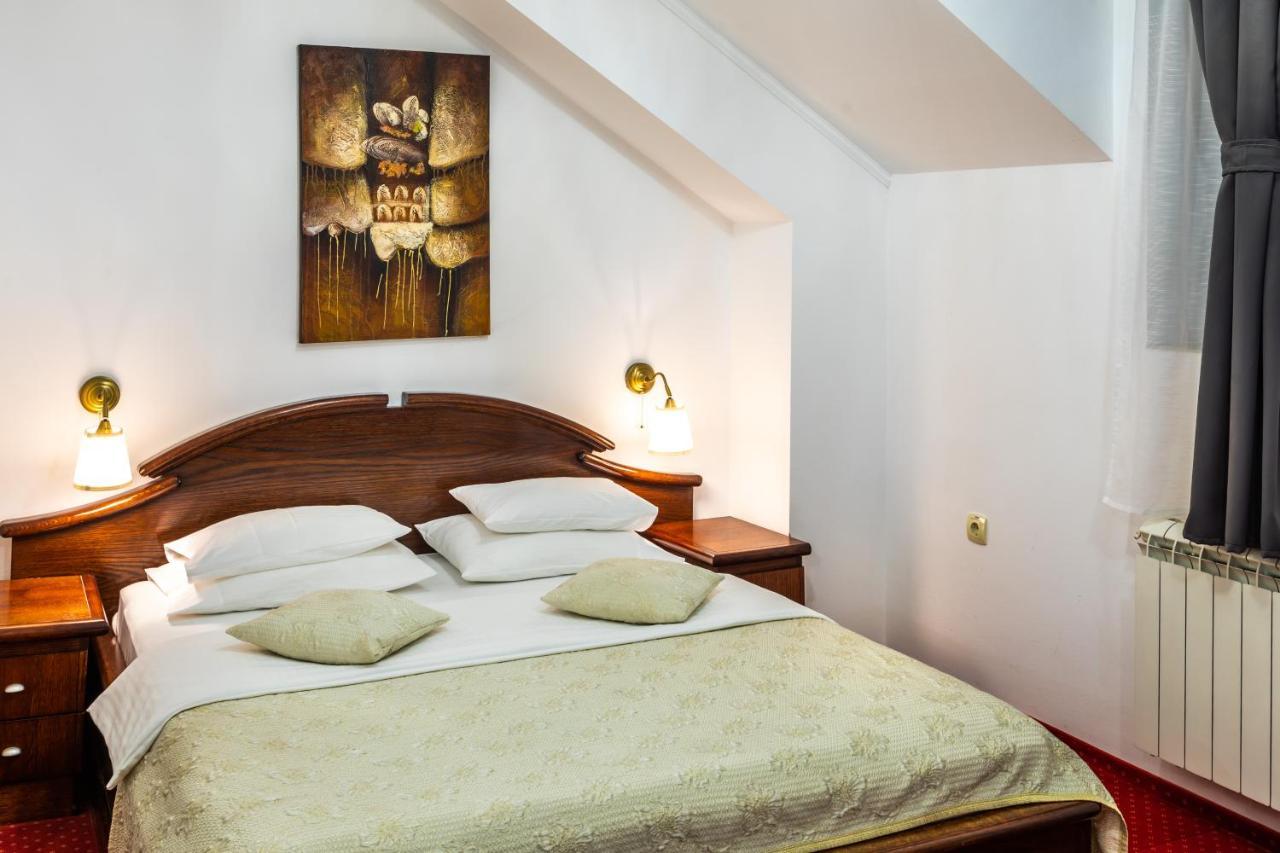 Garni Hotel Royal Crown Subotica Extérieur photo