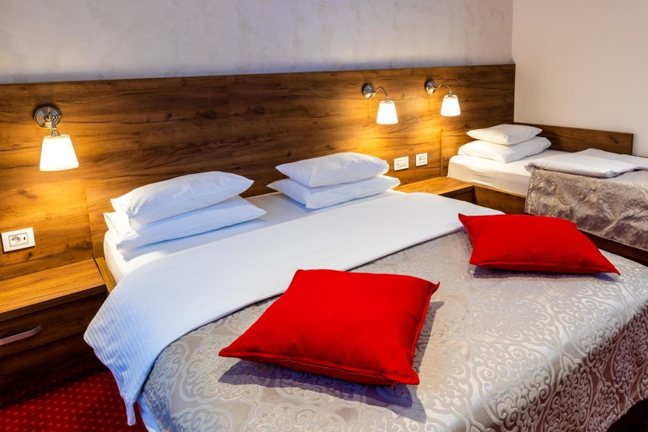 Garni Hotel Royal Crown Subotica Extérieur photo